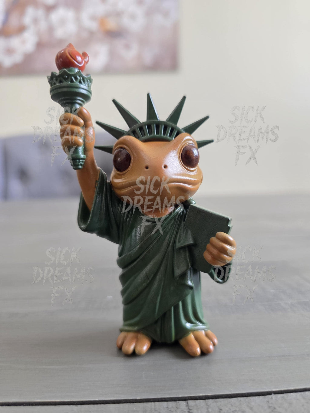 Coquí Lady Liberty Coquí | 3" Puerto Rican Figurine | 3D Printed ABS Resin | Boricua Statue of Liberty Collectible Hand Painted