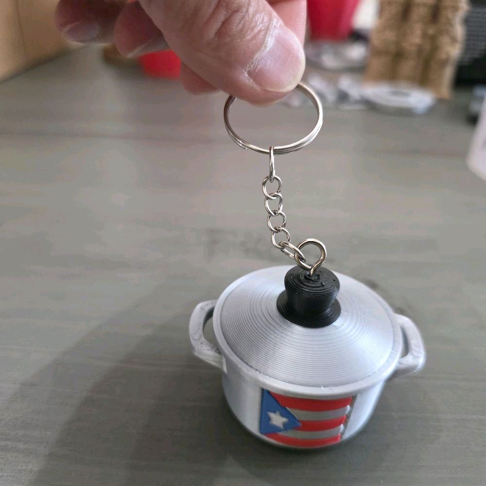 Puerto Rico Caldero Keychain, 3D Printed Mini Cooking Pot, Boricua Keychain, Puerto Rican Gift, Cocina Latina Kitchen Charm (only 1)