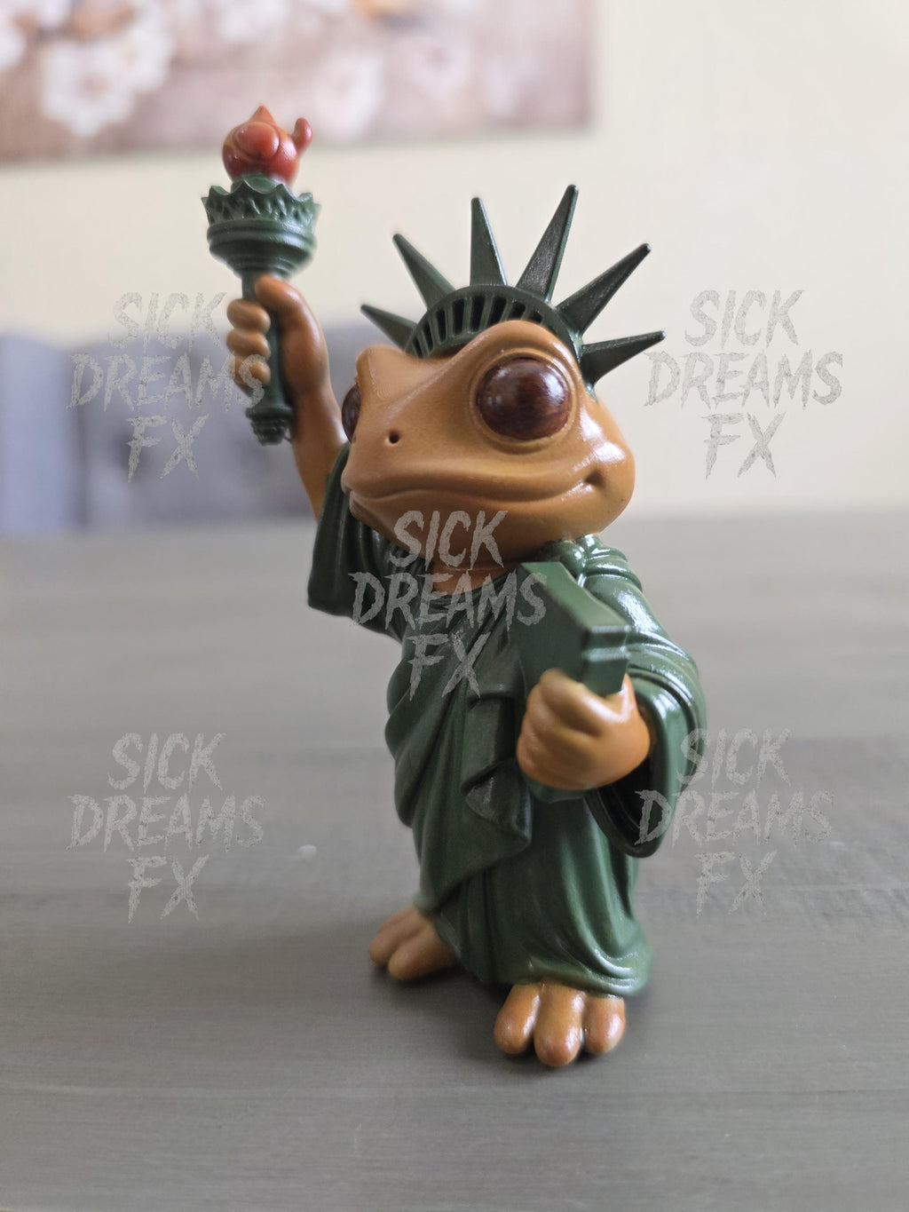 Coquí Lady Liberty Coquí | 3" Puerto Rican Figurine | 3D Printed ABS Resin | Boricua Statue of Liberty Collectible Hand Painted
