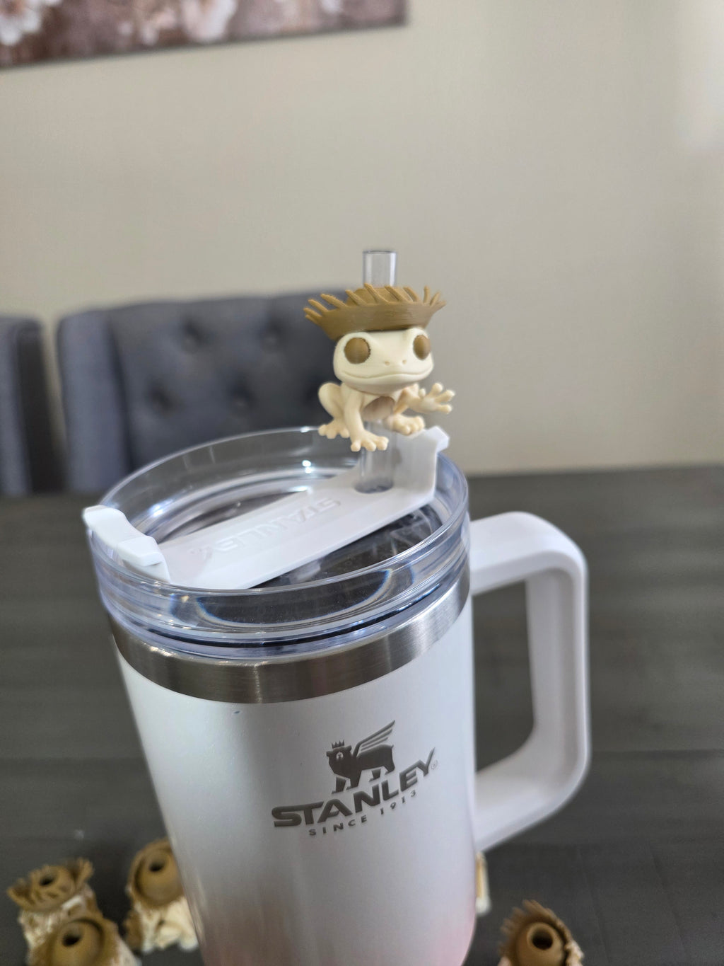 Puerto Rico Coquí with Brown Pava 3D Straw Topper (Smaller Straws)