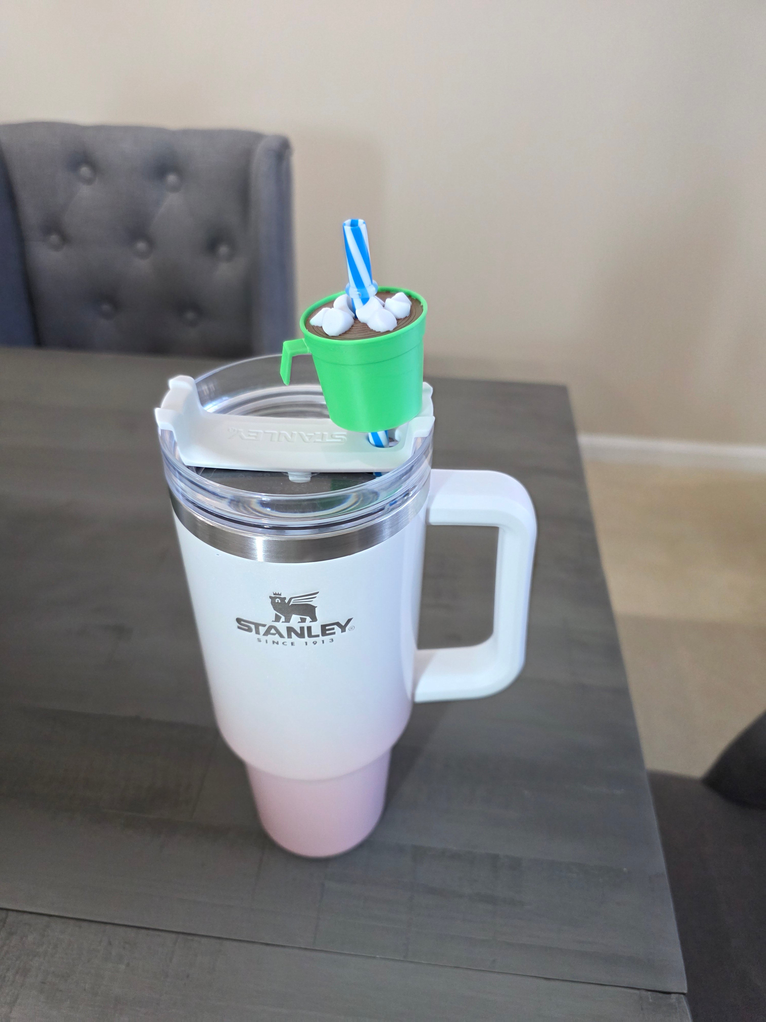 Puerto Rico Taza de Mantequilla Mini Verde con Marshmallow Ornamento Navideño 3D Straw Topper