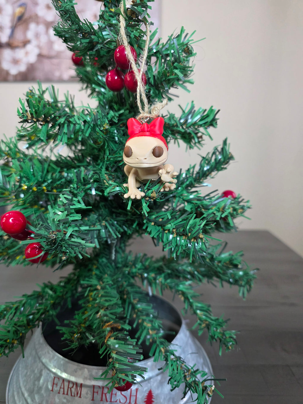 Puerto Rico Coquí Girl with Red Bow 3D Ornament