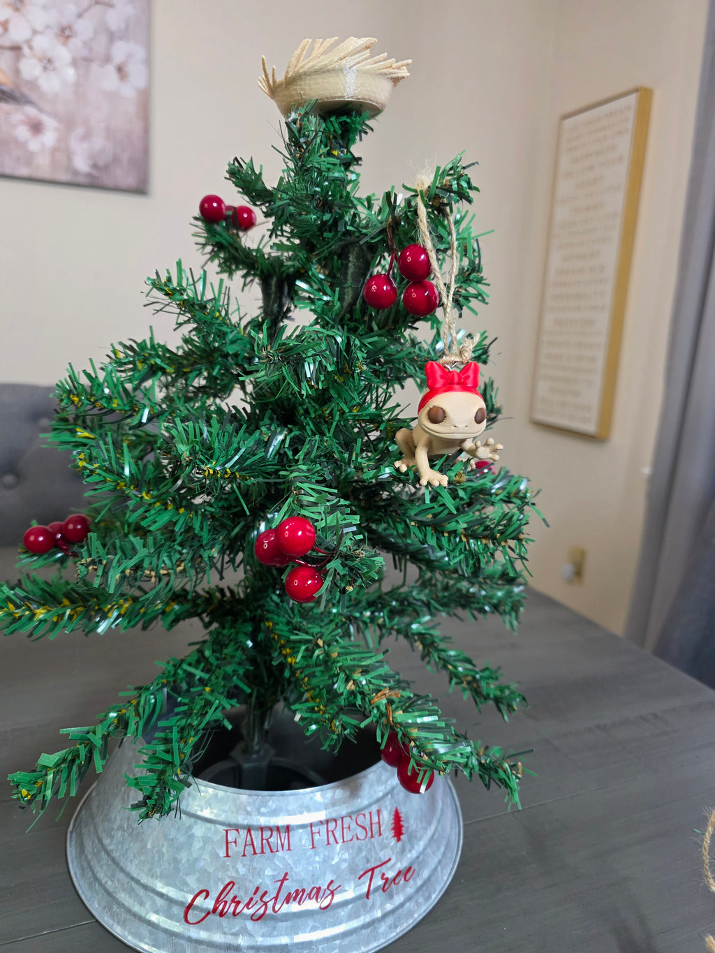 Puerto Rico Coquí Girl with Red Bow 3D Ornament