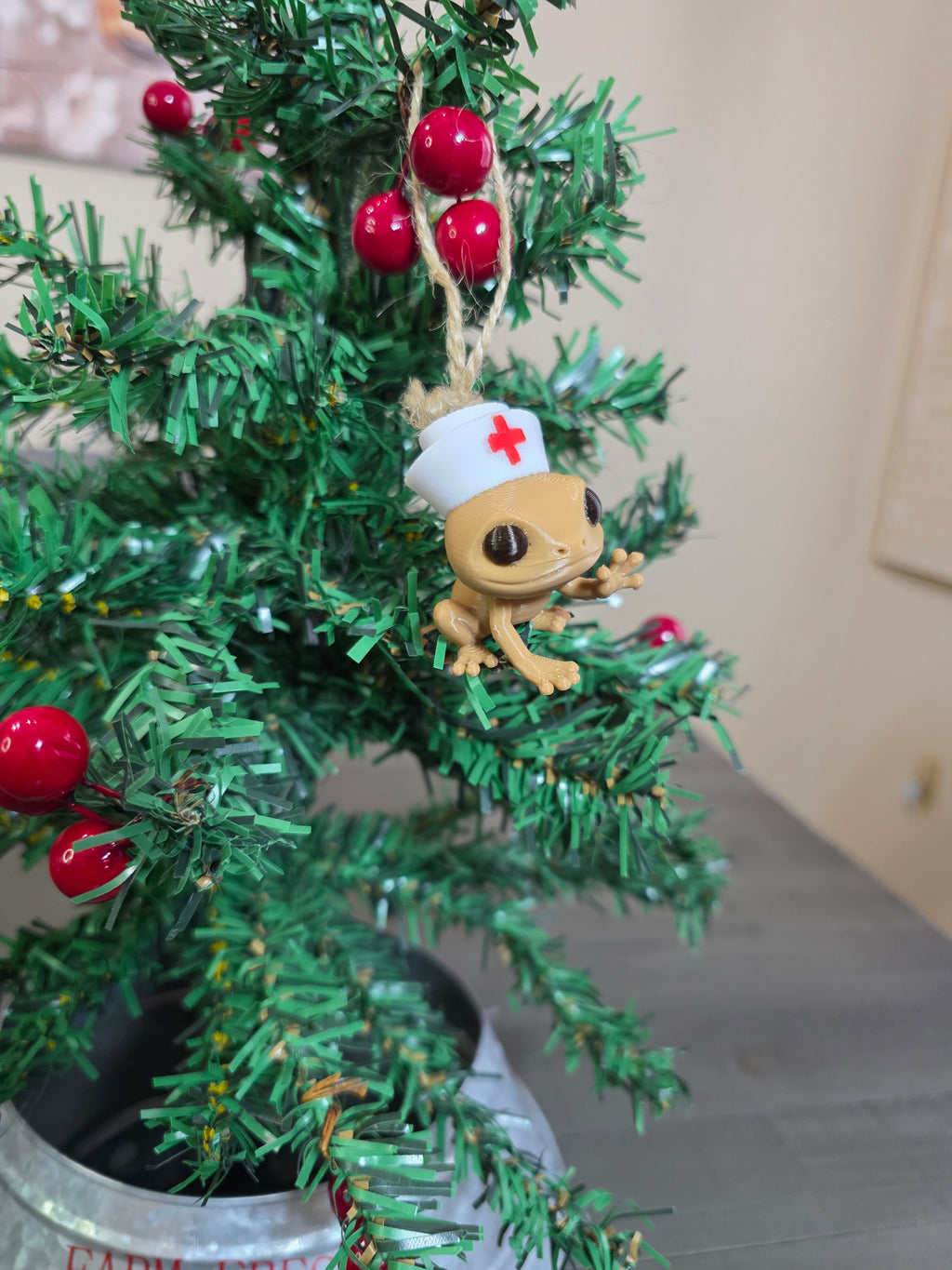 Puerto Rico Coquí Nurse 3D Ornament