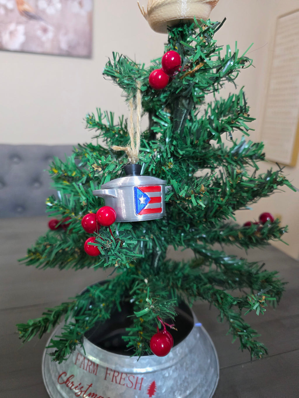 Puerto Rico Caldero with Flag 3D Ornament