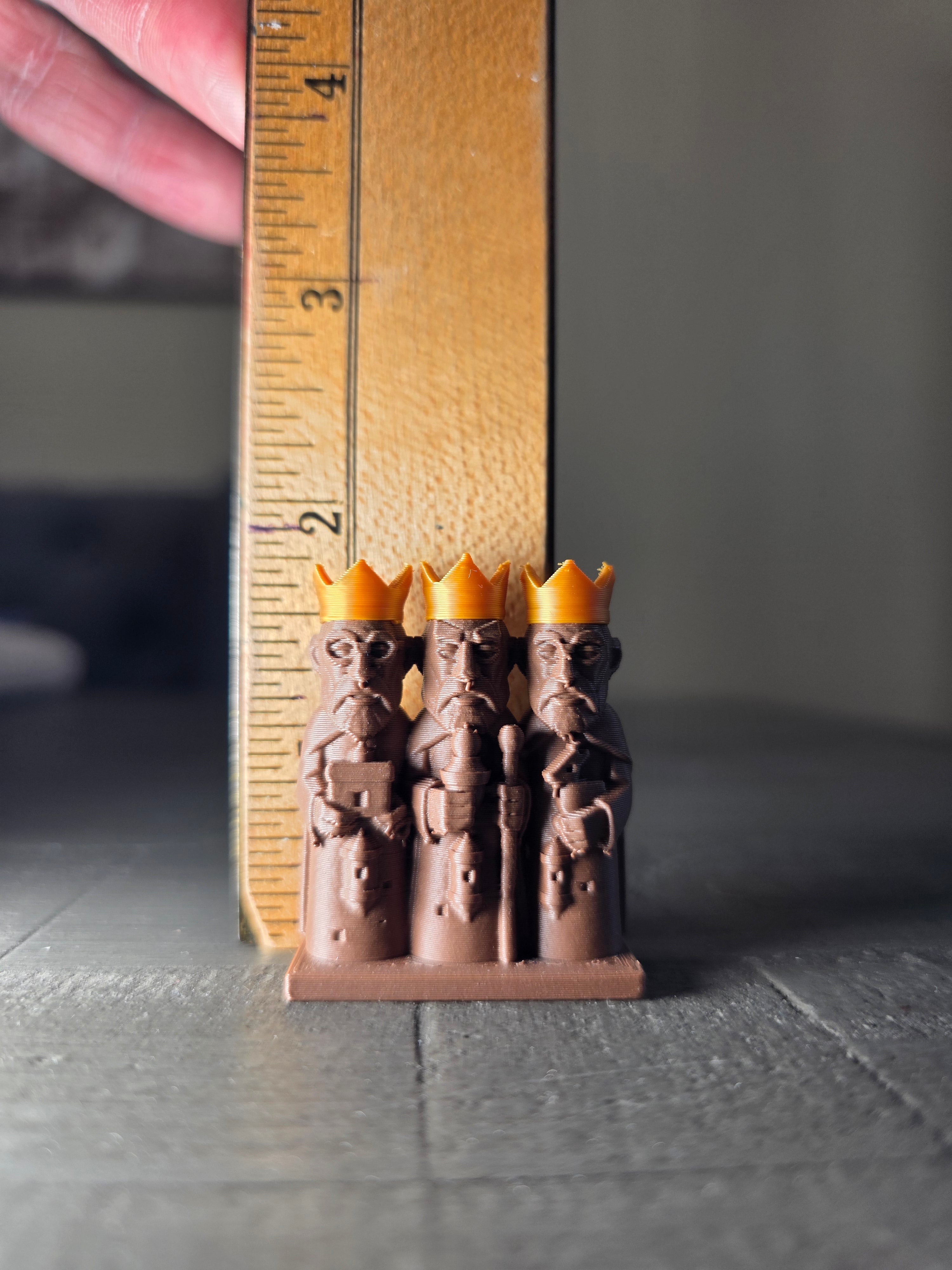 3 Wise Men Mini Figurine 2 Pack | Three Kings Decor | 3D Printed Reyes Magos | Gold Crown Holiday Display