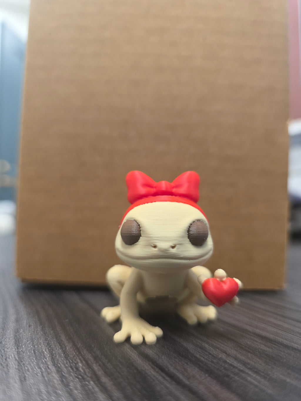 Valentine’s Day Coquí Frog wearing a Red Bow & Holding A Heart 3D Straw Topper or Straw Charm