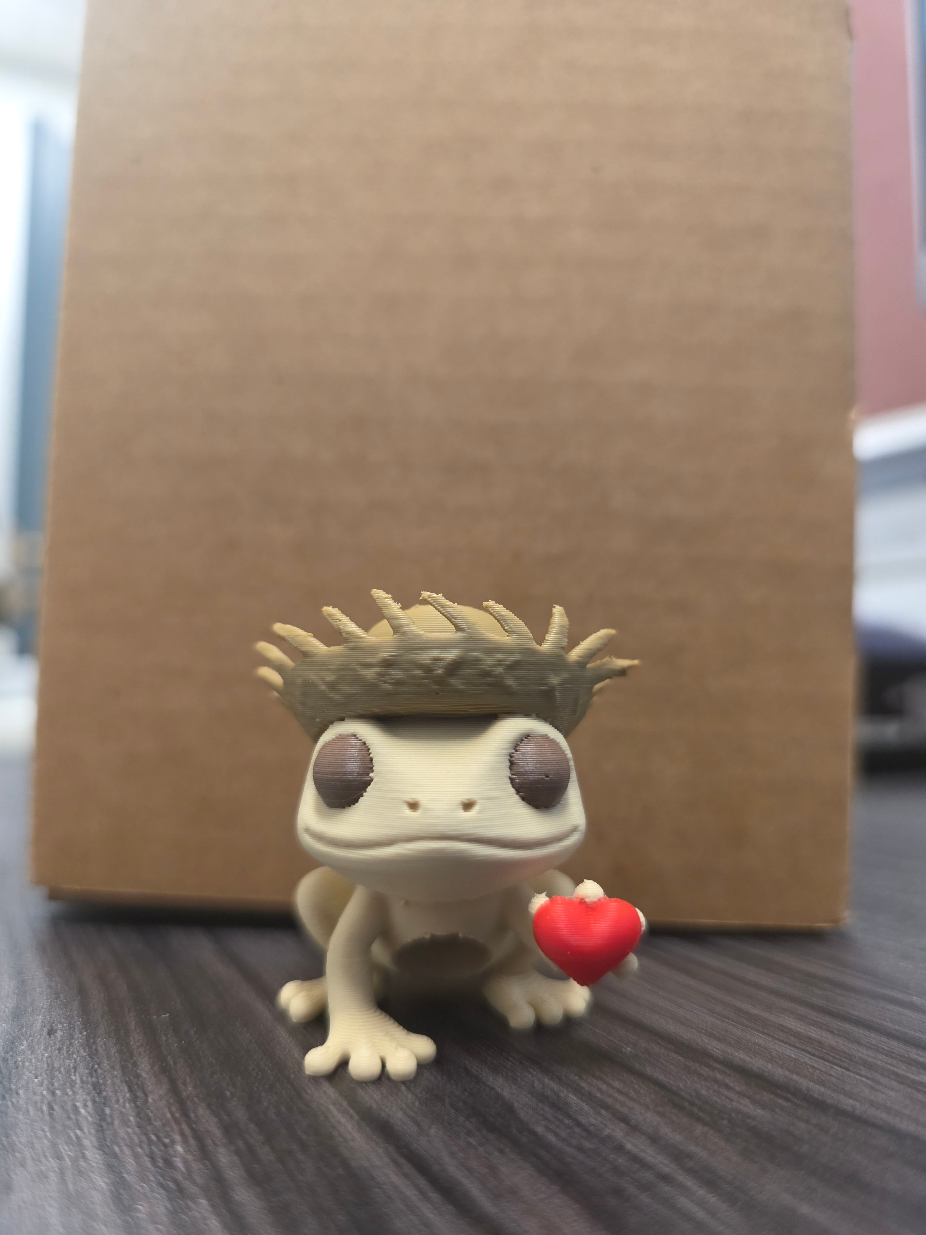 Valentine’s Day Coquí Frog Wearing a Brown Pava & Holding A Heart 3D Straw Topper or Straw Charm