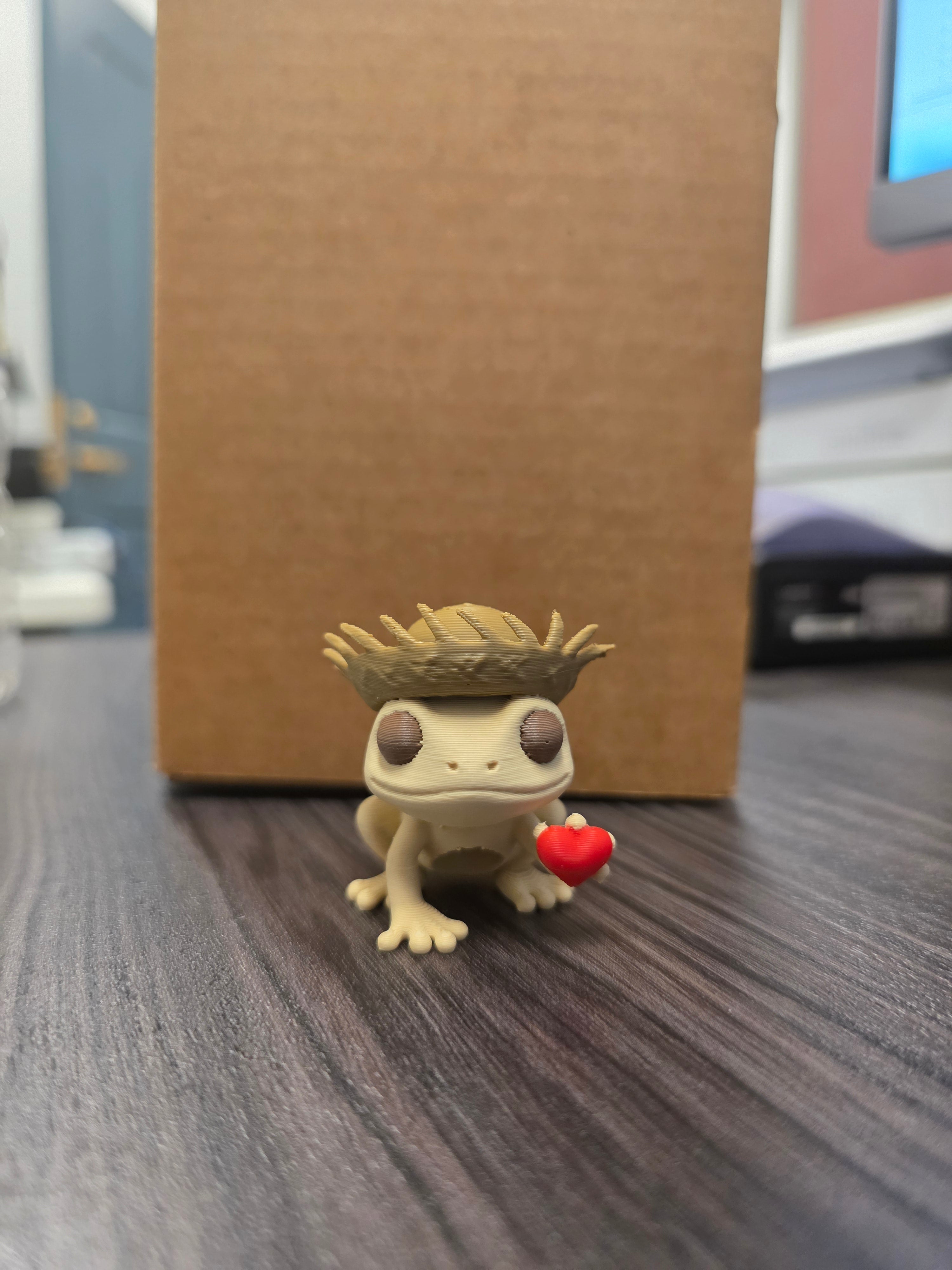 Valentine’s Day Coquí Frog Wearing a Brown Pava & Holding A Heart 3D Straw Topper or Straw Charm