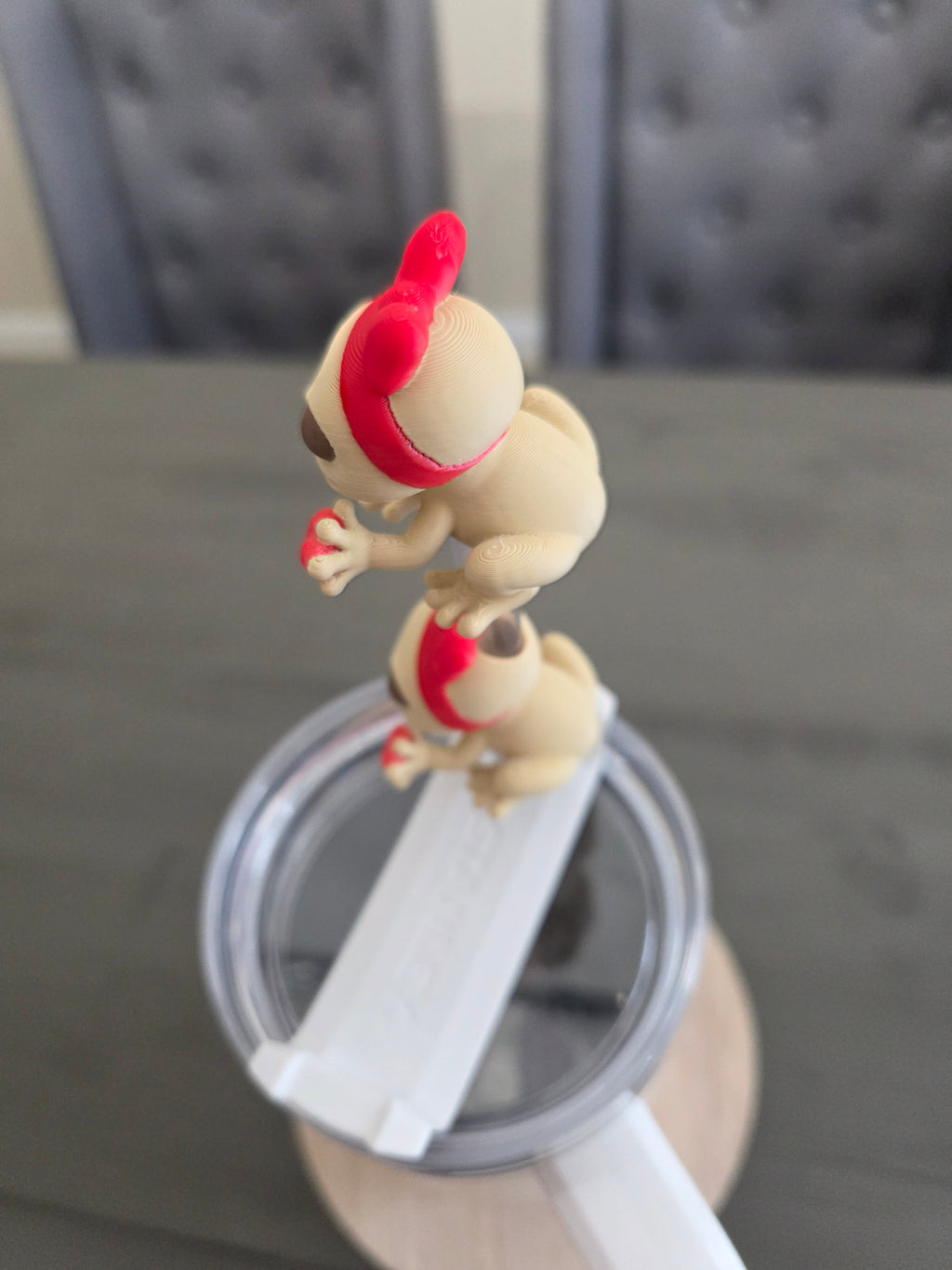 Valentine’s Day Coquí Frog wearing a Red Bow & Holding A Heart 3D Straw Topper or Straw Charm
