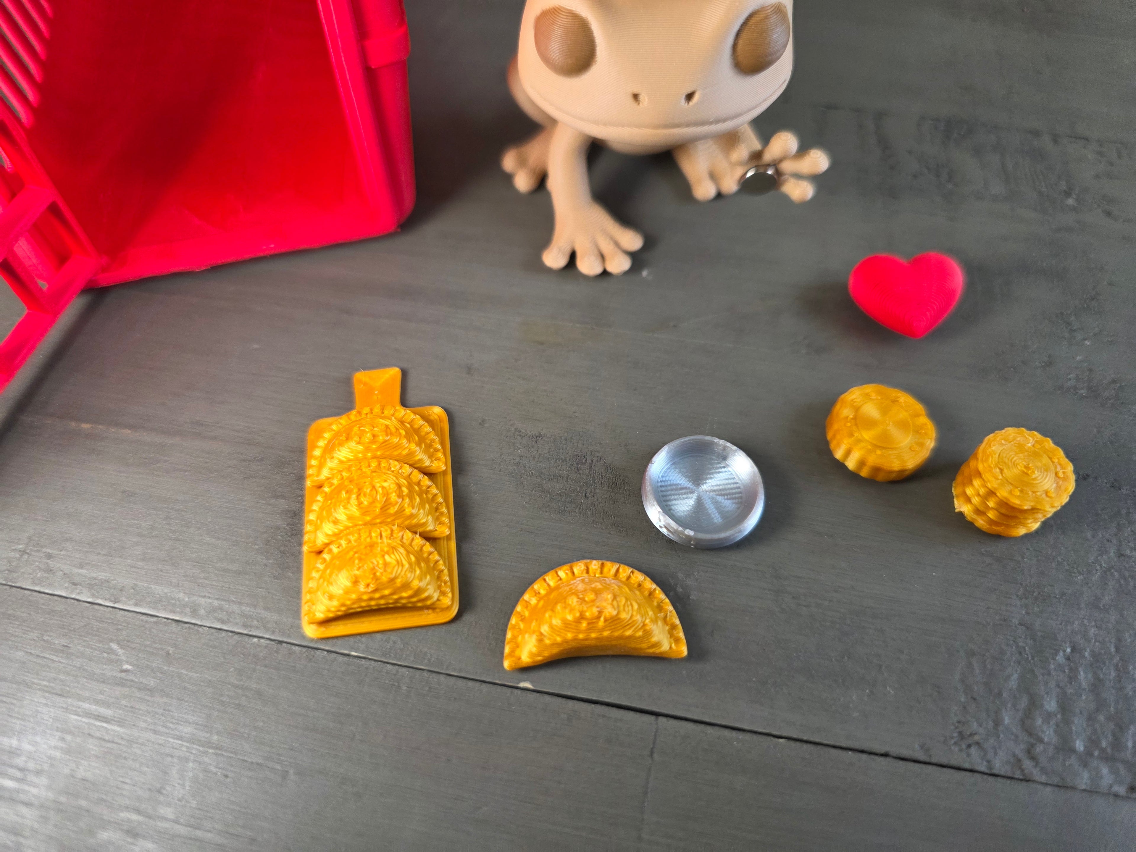 My Pet Coquí Playset | 3D Printed Puerto Rico Coquí Toy with Carrier & Accessories | Handmade PLA Collectible