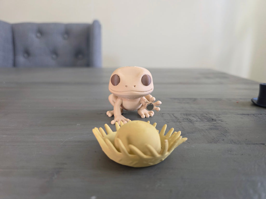 My Pet Coquí Hat Pack #1 | 3D Printed Puerto Rico Coquí Toy with Hat Accessories | Handmade PLA Collectible