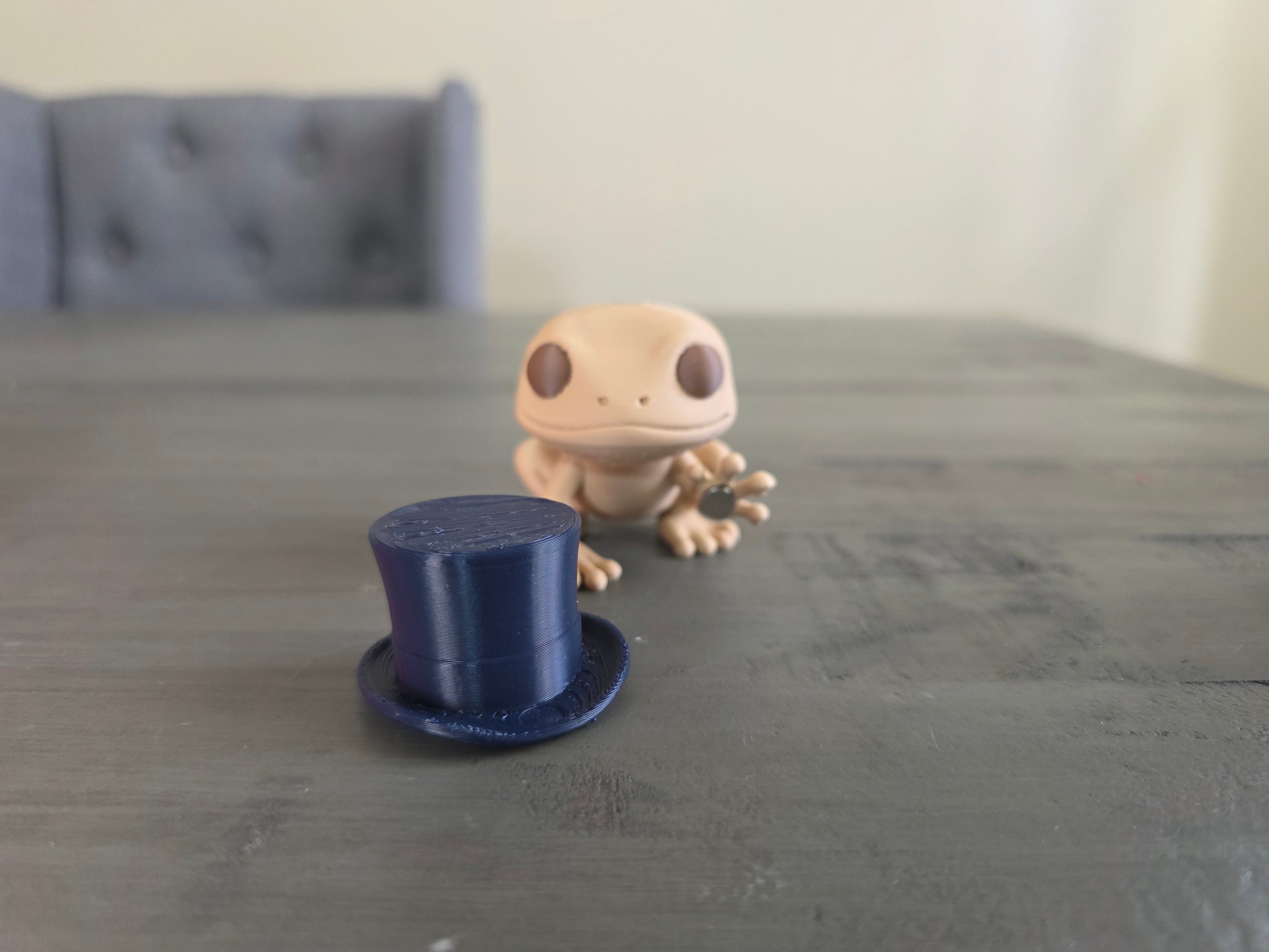My Pet Coquí Hat Pack #1 | 3D Printed Puerto Rico Coquí Toy with Hat Accessories | Handmade PLA Collectible