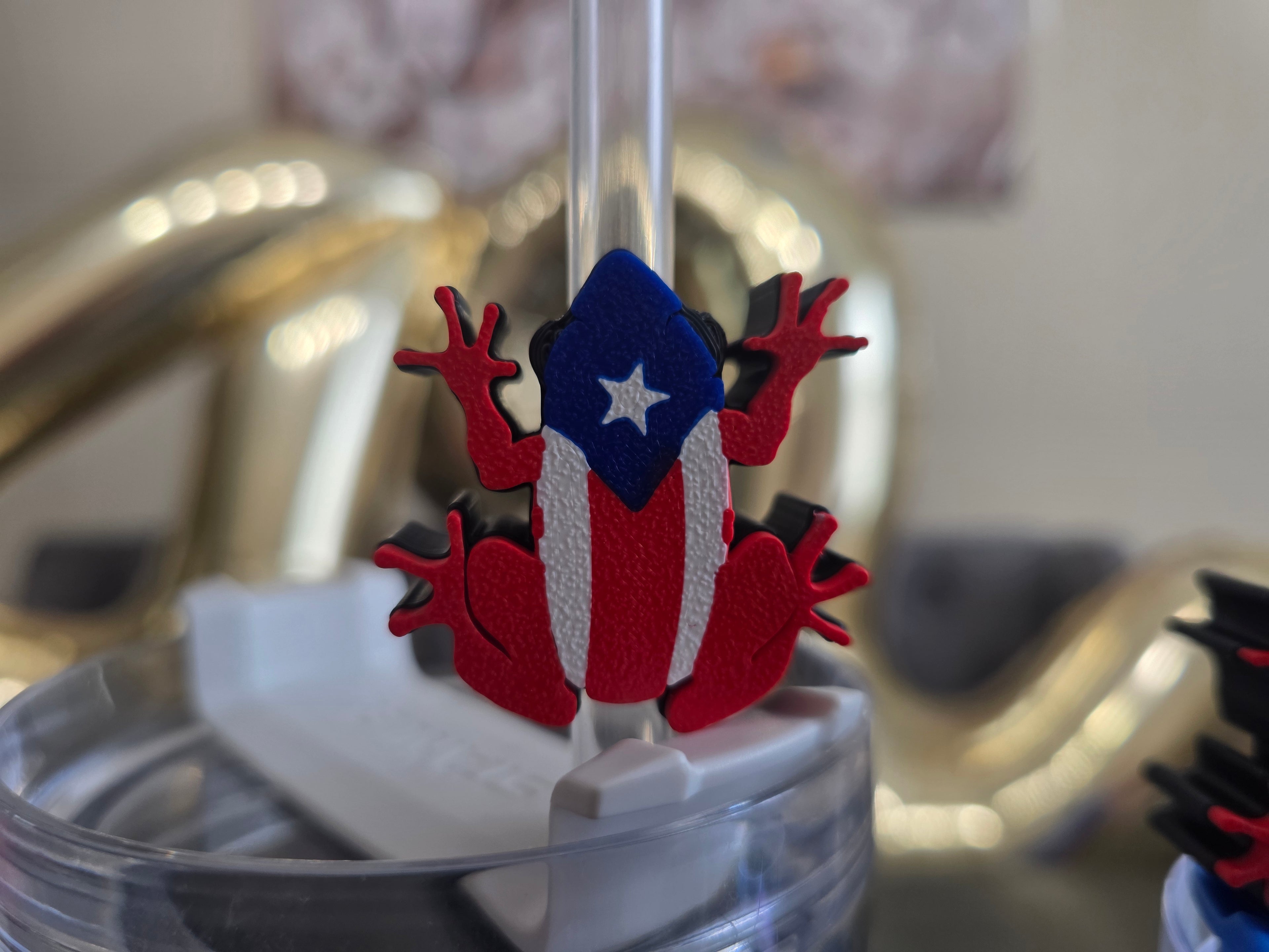 Puerto Rico Coquí Straw Charm | 3D Printed PLA Flag Coquí Topper | 10mm Straw Accessory | Boricua Cup Charm