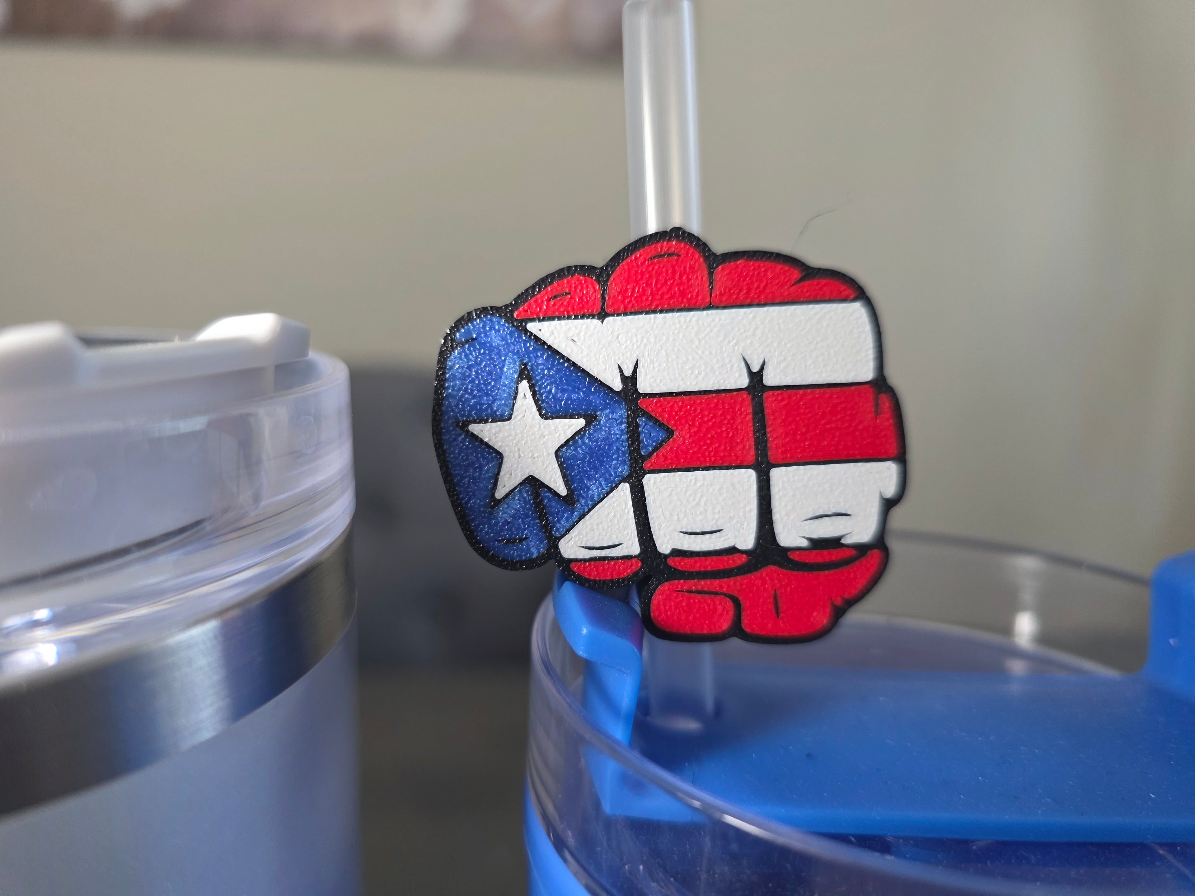 Puerto Rico Flag Fist Straw Charm | 3D Printed PLA Tumbler Accessory | Fits 10mm Straws | Boricua Drink Charm | Reusable Cup Decor