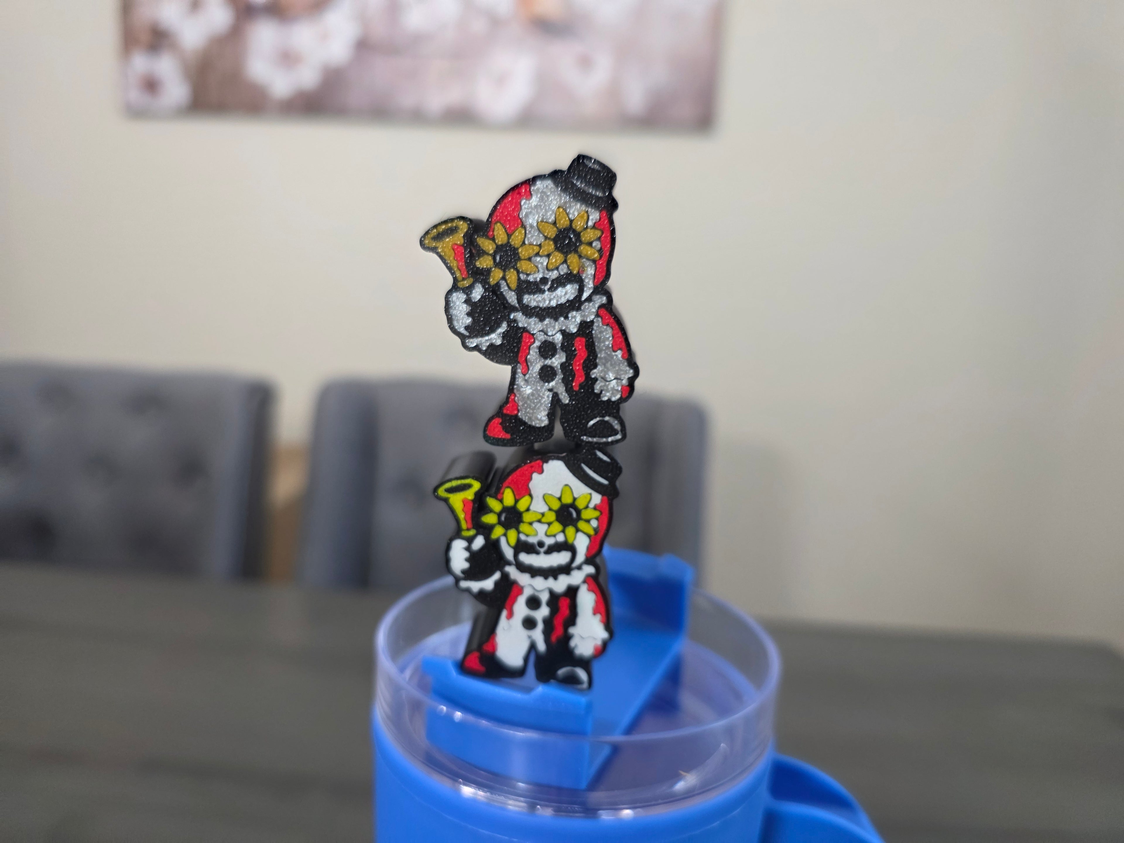 Cute Horror Terror Clown Straw Topper ( Only 1)| 3D Printed PLA Straw Charm | Spooky Halloween Cup Accessory | Fits 10mm Straws | Horror Fan Gift