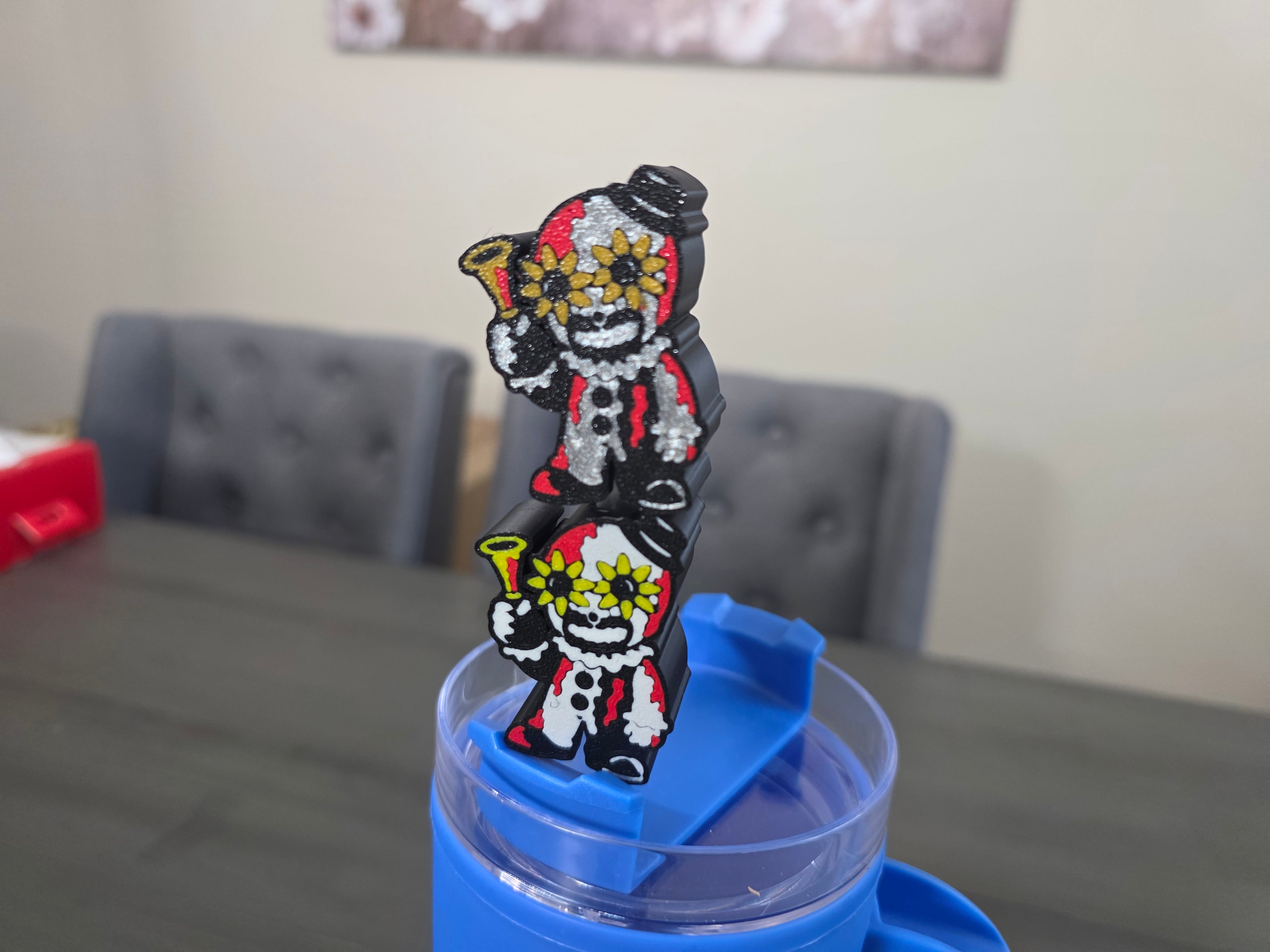 Cute Horror Terror Clown Straw Topper ( Only 1)| 3D Printed PLA Straw Charm | Spooky Halloween Cup Accessory | Fits 10mm Straws | Horror Fan Gift