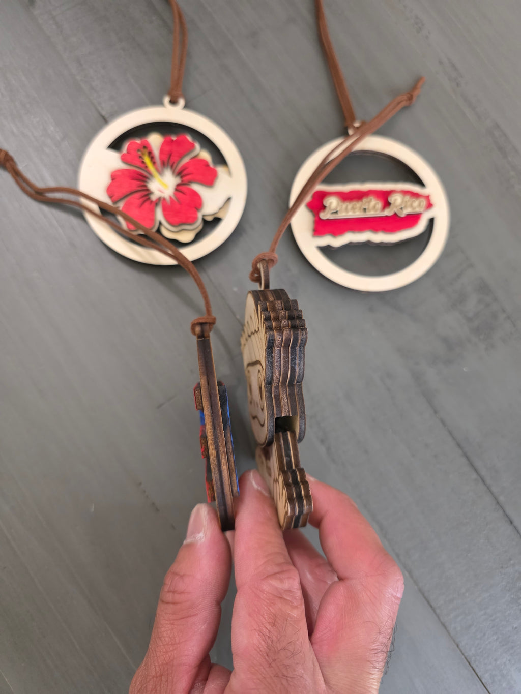Puerto Rico Coquí Wooden Car or Tree Ornament (1 Per Pack) (Coquí Not Included)