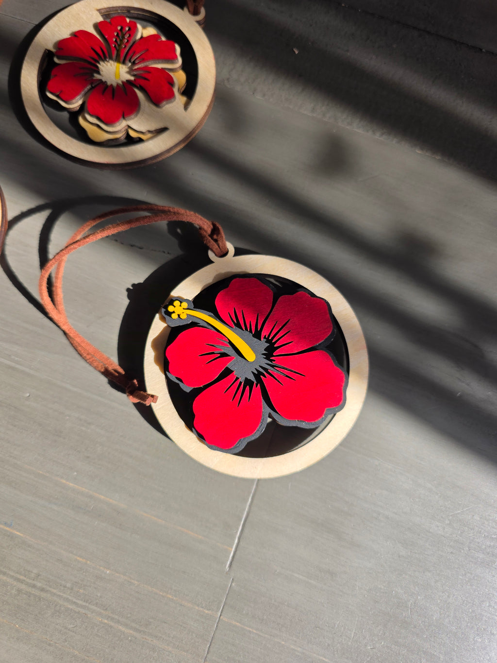 Puerto Rico Coquí Wooden Car or Tree Ornament (1 Per Pack) (Coquí Not Included)