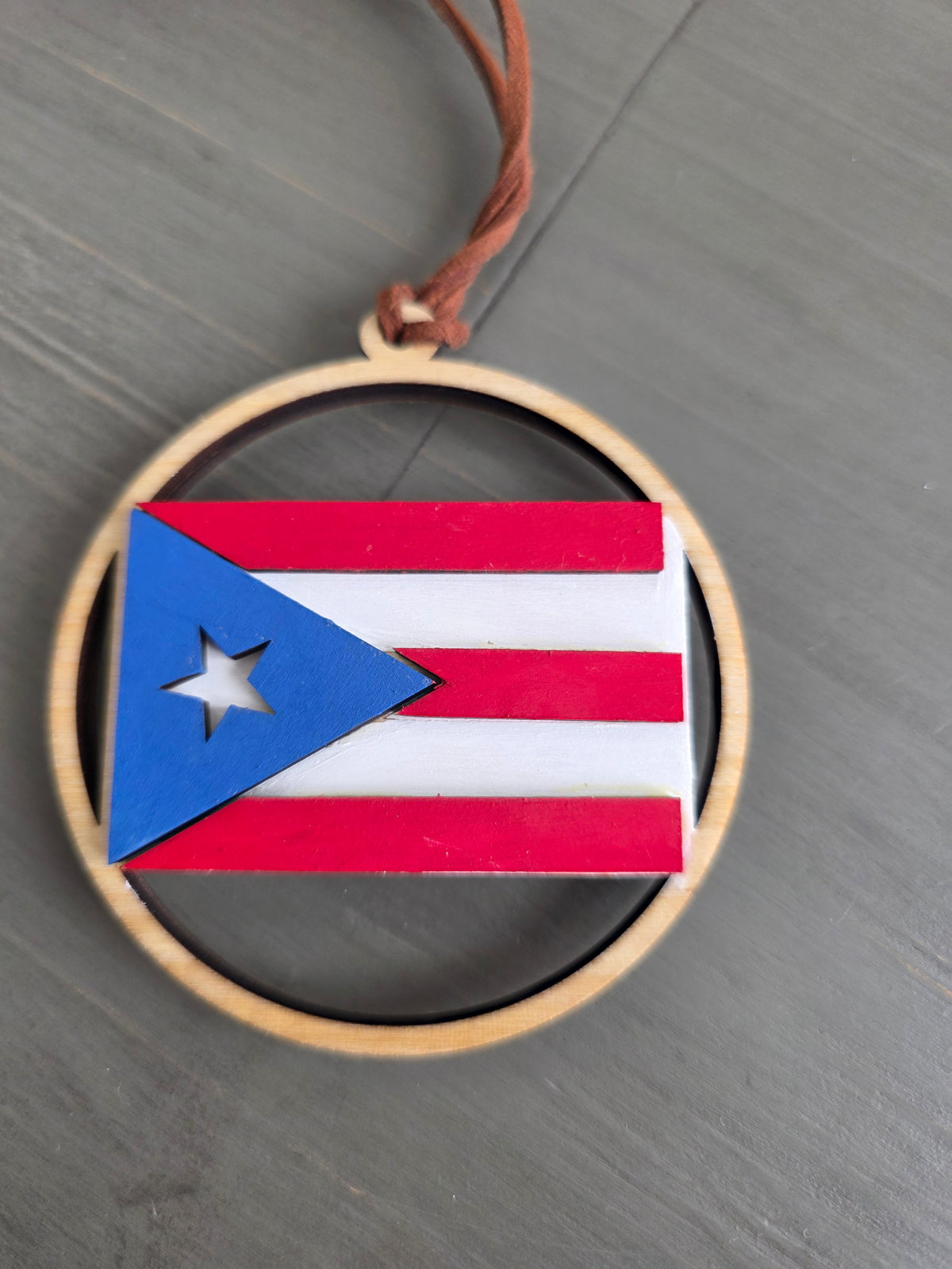 Puerto Rico Coquí Wooden Car or Tree Ornament (1 Per Pack) (Coquí Not Included)