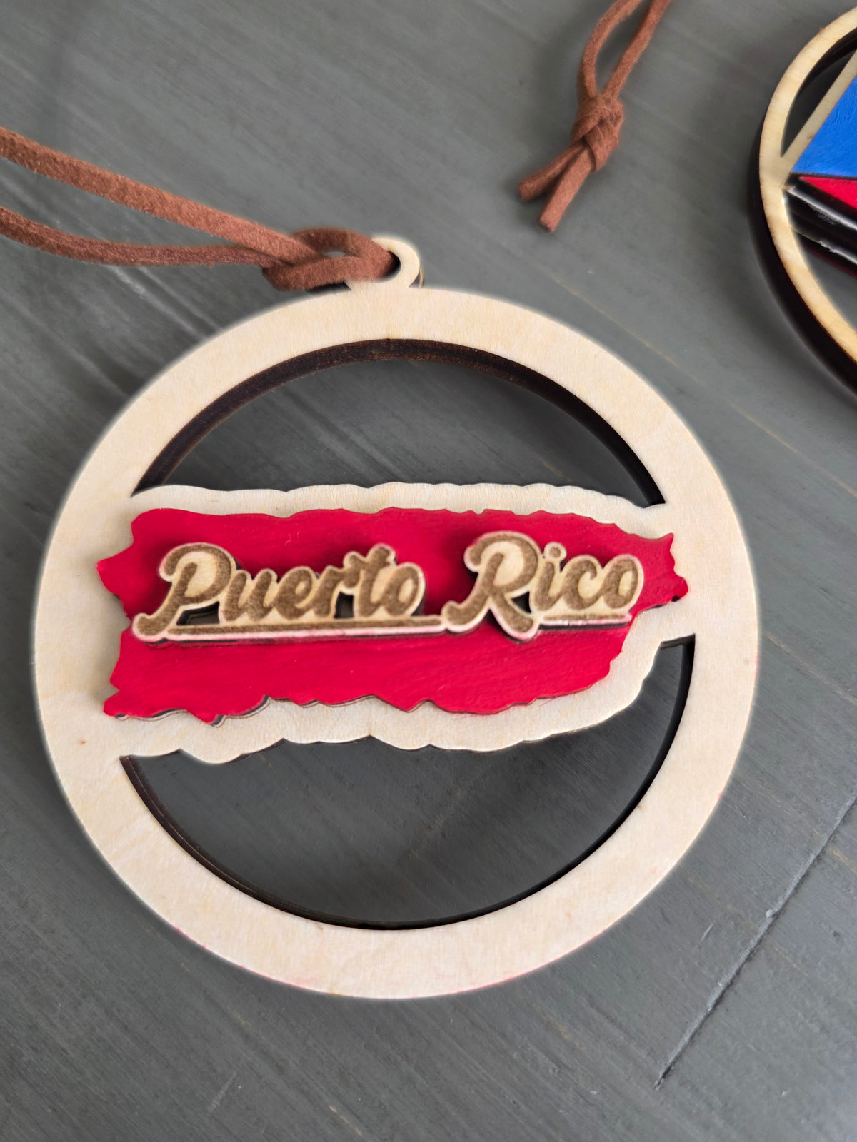 Puerto Rico Coquí Wooden Car or Tree Ornament (1 Per Pack) (Coquí Not Included)