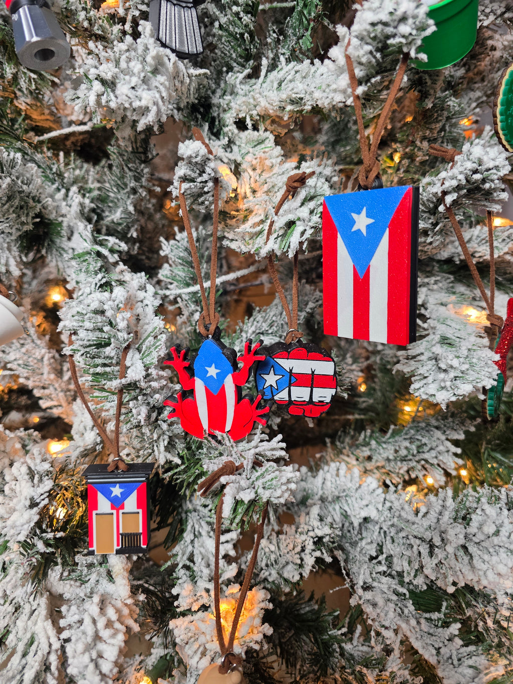 Puerto Rico Christmas Ornament, Boricua Holiday Ornament, Puerto Rican Food & Culture Decor, 3D Printed PR Gift (1 per pack)