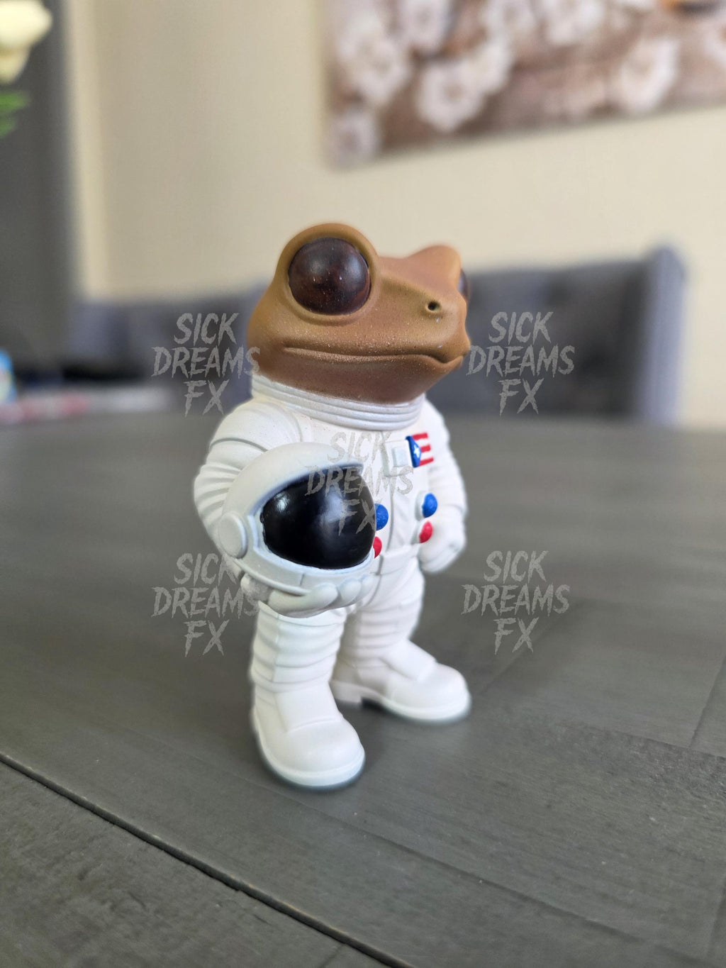 Puerto Rican Coquí Astronaut Figurine | Honoring NASA Astronaut Joseph M. Acaba | 3D Printed Collectible in ABS Resin | Boricua Space Pride