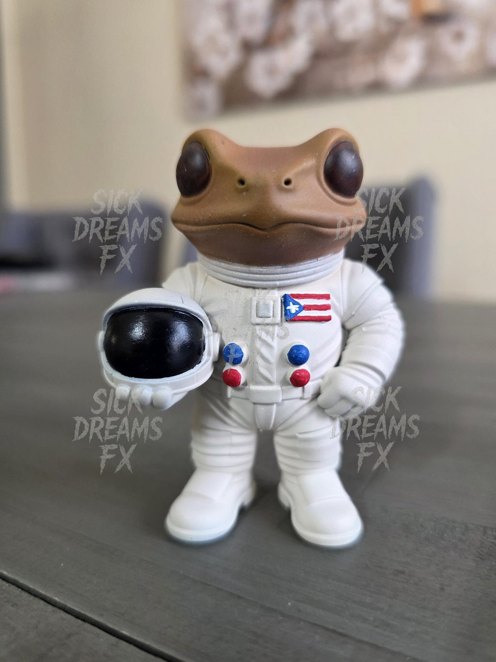 Puerto Rican Coquí Astronaut Figurine | Honoring NASA Astronaut Joseph M. Acaba | 3D Printed Collectible in ABS Resin | Boricua Space Pride