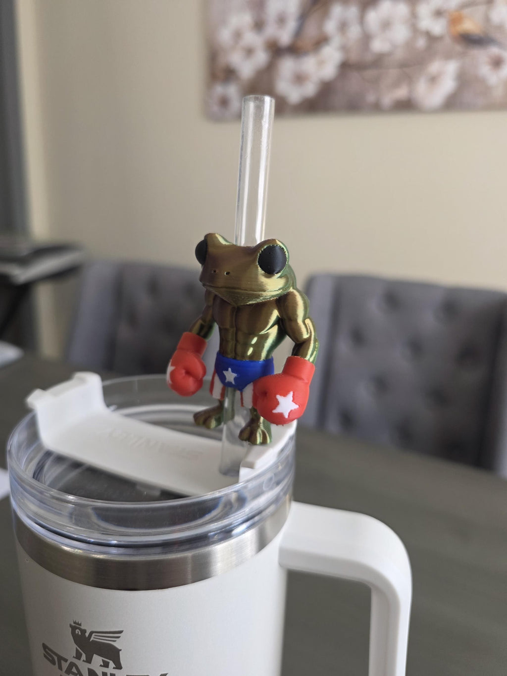 Puerto Rico Coquí Boxeador Straw Charm – 3D Printed 3-Color Silk PLA, Fits 10.5-11mm Tumbler Straw | Straw Cover Topper Tumbler Accessory