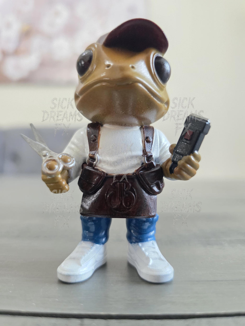 Coquí Barbero | 3” Puerto Rican Barber Figurine | ABS Resin Collectible | Handmade Boricua Craft