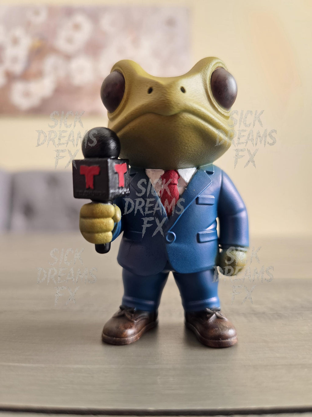 Coquí Noticiero | 3" Puerto Rico News Anchor Figurine | ABS Resin | Telemundo-Inspired Hand Painted Collectible