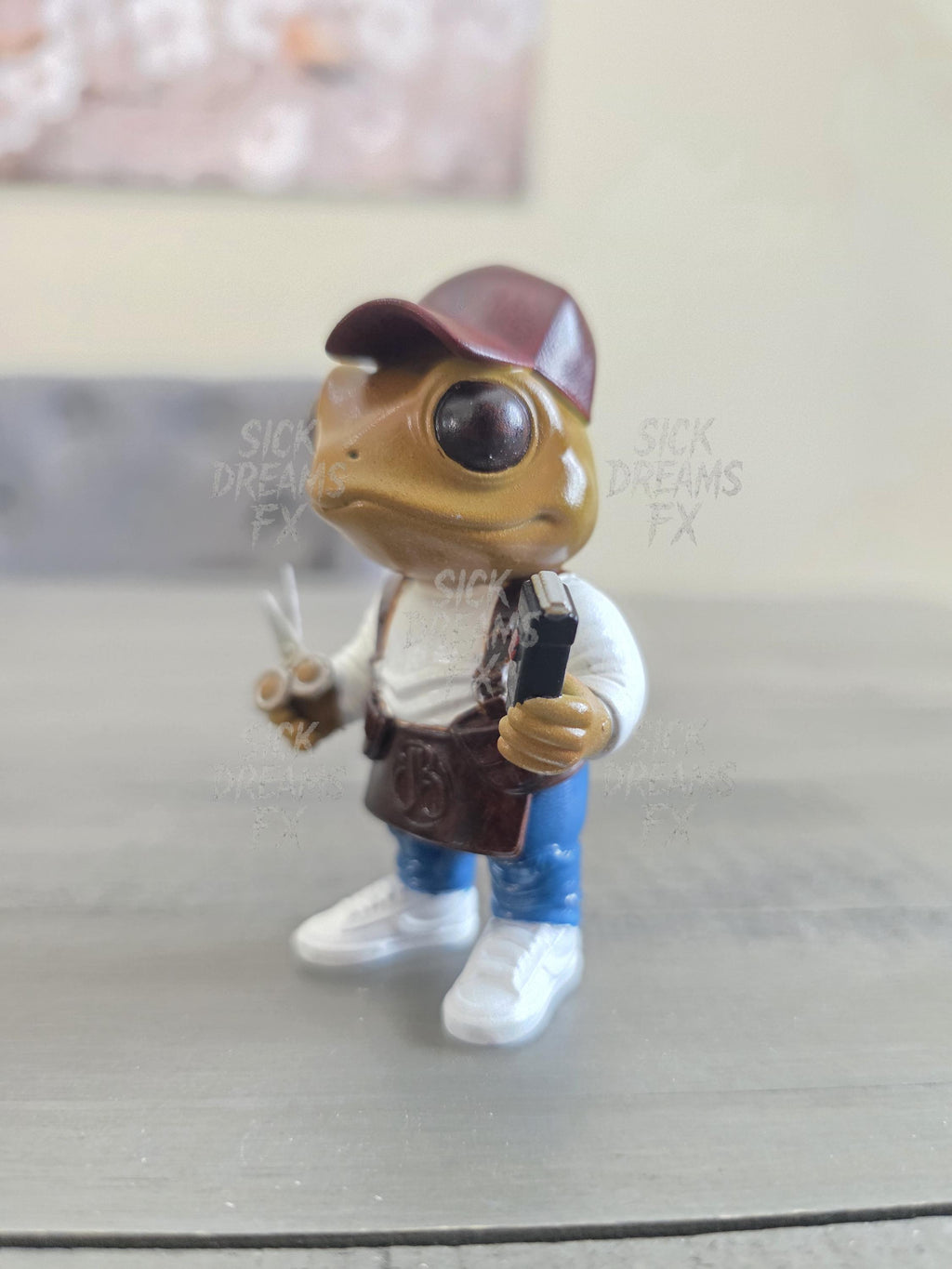 Coquí Barbero | 3” Puerto Rican Barber Figurine | ABS Resin Collectible | Handmade Boricua Craft